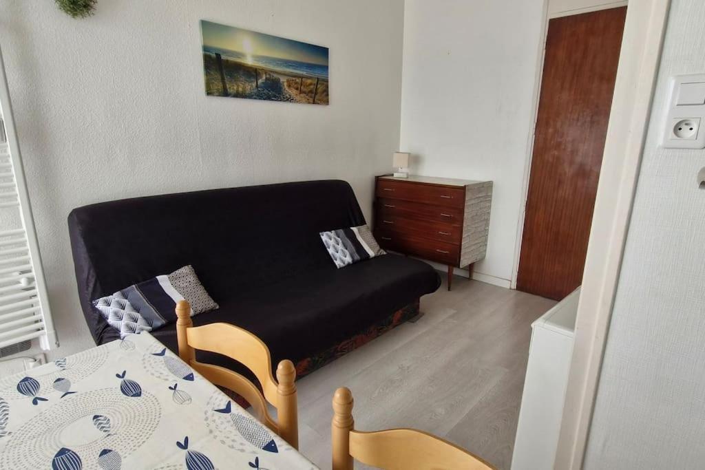 Studio 30M Plage - Marina 5 - 31 Allee Des Pinons - 1-1 Saint-Jean-de-Monts Exterior photo